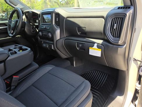 New 2026 Chevrolet Silverado 1500 Custom AWD/4WD image 15