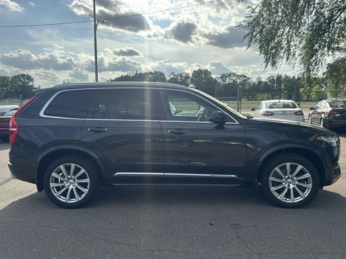 Used 2017 Volvo XC90 T6 Inscription w/ Vision Package AWD/4WD image 4