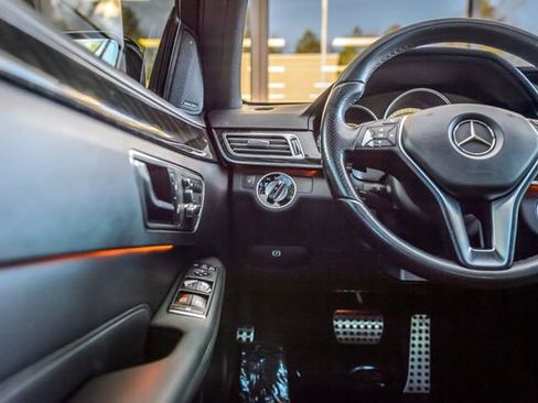 Used 2015 Mercedes-Benz E 350 Sedan image 27