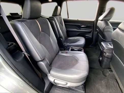 Certified 2024 Toyota Grand Highlander AWD Hybrid image 19