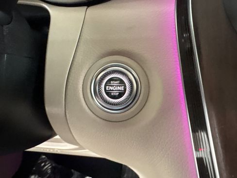 Certified 2022 Mercedes-Benz GLC 300 image 26