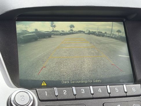 Used 2017 Chevrolet Equinox LS FWD image 21