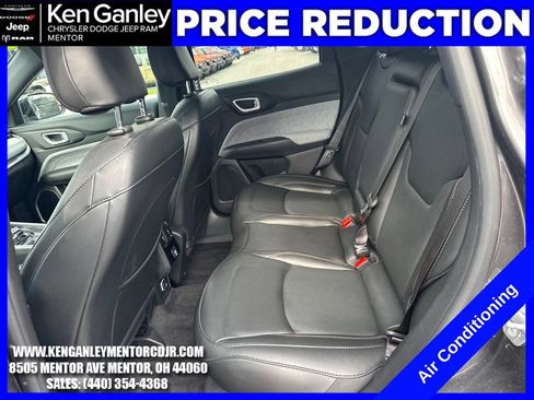 Used 2023 Jeep Compass Latitude AWD/4WD image 23
