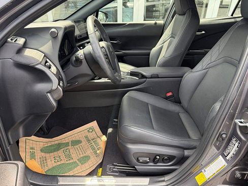 Used 2024 Lexus UX 250h F Sport FWD image 16