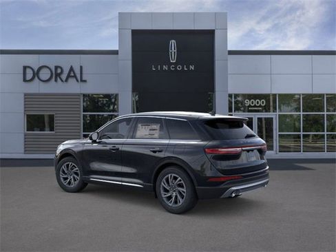 New 2025 Lincoln Corsair FWD image 4