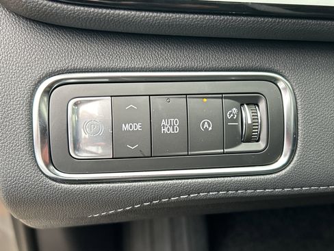 New 2025 Buick Enclave Avenir w/ Super Cruise Package image 28