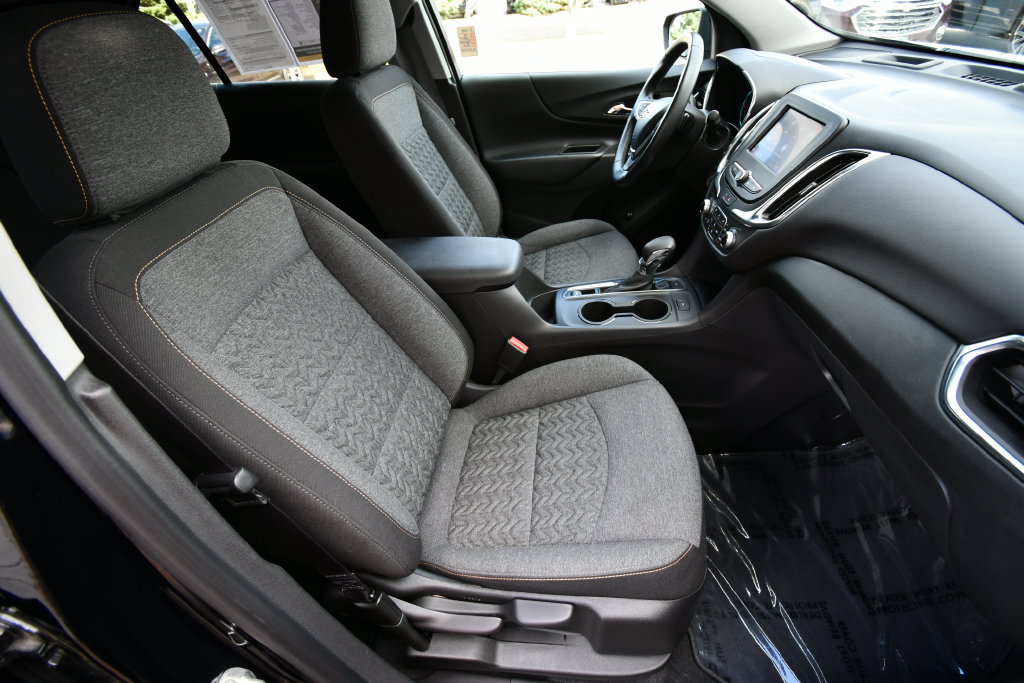 Used 2023 Chevrolet Equinox LT AWD/4WD image 20