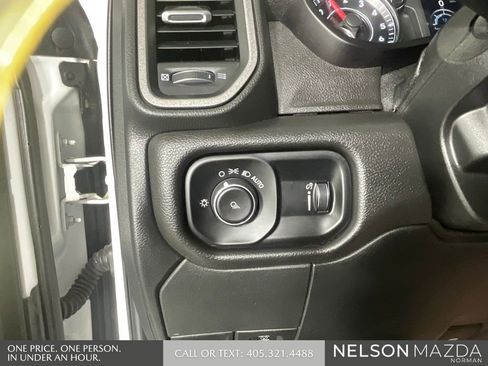 Used 2021 RAM 2500 Tradesman w/ Chrome Appearance Group AWD/4WD image 44