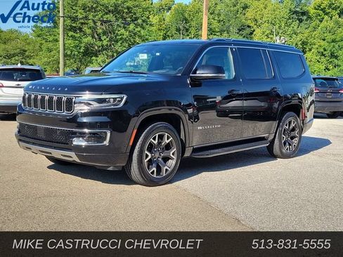 Used 2024 Jeep Wagoneer Series III AWD/4WD image 1