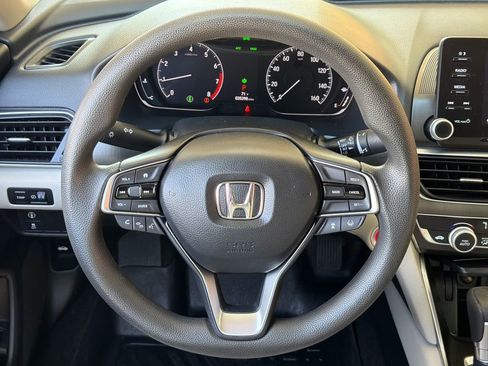 Used 2020 Honda Accord LX image 4