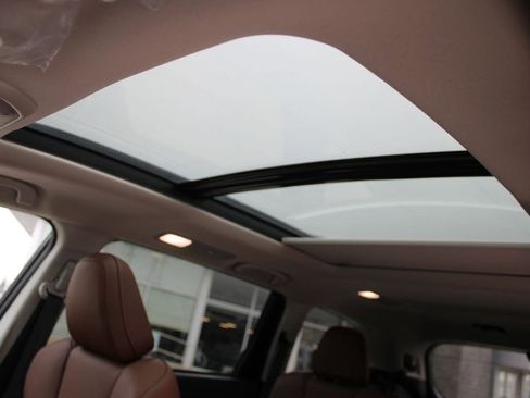 New 2026 Subaru Ascent Touring AWD/4WD image 17
