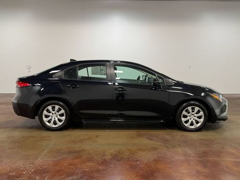 Used 2024 Toyota Corolla LE FWD image 24