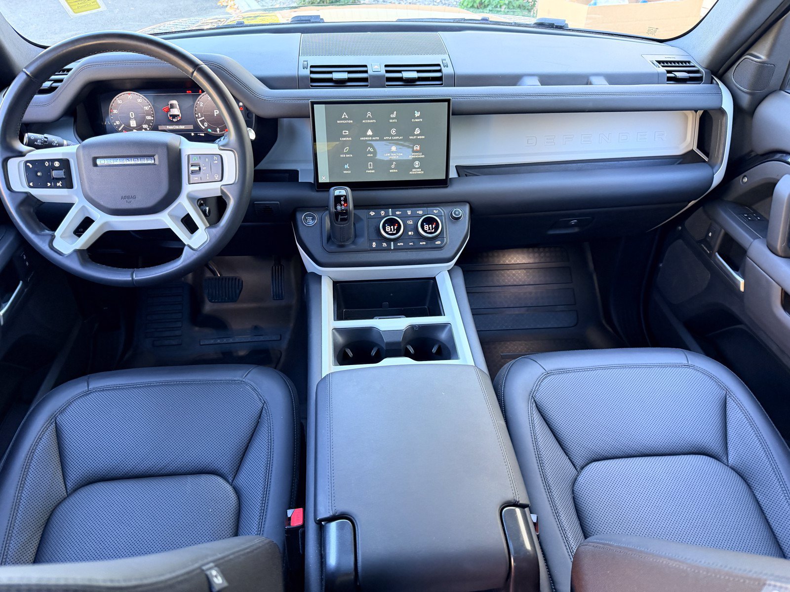 Used 2025 Land Rover Defender 110 S AWD/4WD image 26