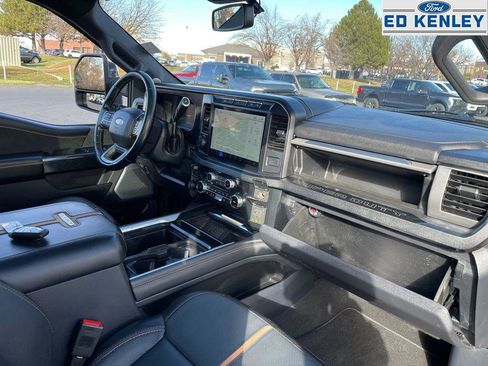 Used 2024 Ford F350 Platinum image 34