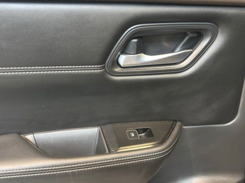 Used 2022 Nissan Rogue SL w/ SL Premium Package image 27