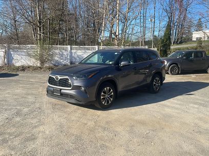 Used 2021 Toyota Highlander XLE
