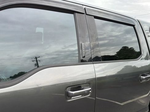 Used 2015 Ford F150 Lariat AWD/4WD image 18