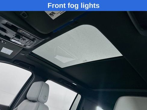 Used 2022 GMC Yukon XL SLT w/ SLT Premium Package image 41