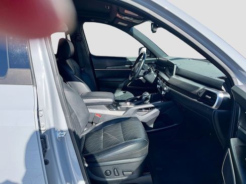 Used 2023 Kia Telluride EX X-Line image 31