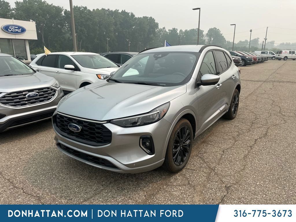 Used 2023 Ford Escape ST-Line Elite AWD/4WD image 1