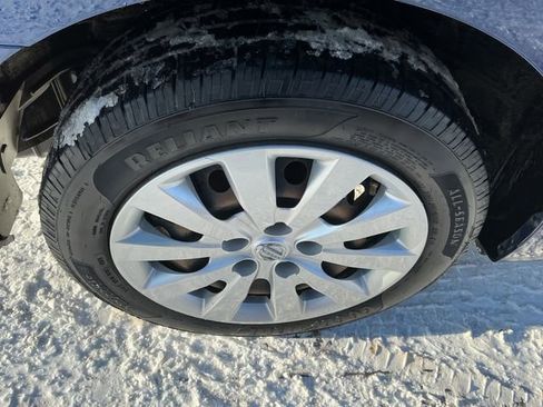 Used 2019 Nissan Sentra S image 15