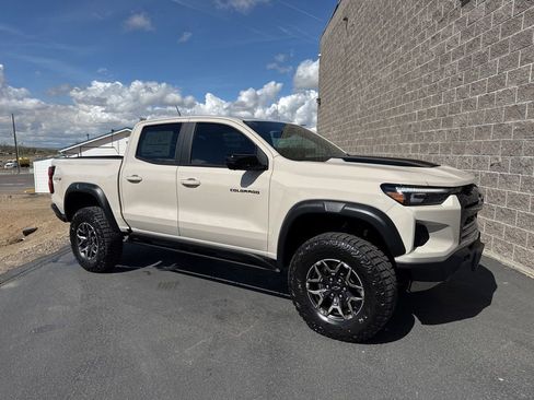 New 2026 Chevrolet Colorado ZR2 w/ Technology Package AWD/4WD image 1