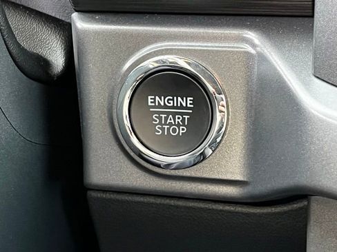 Used 2025 Ford F150 XLT w/ Equipment Group 302A MID image 23