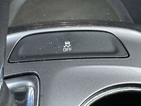 Used 2020 Chevrolet Malibu LT image 15