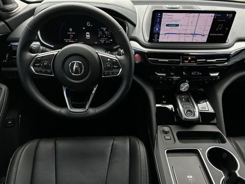 Certified 2025 Acura MDX FWD w/ Technology Package image 12
