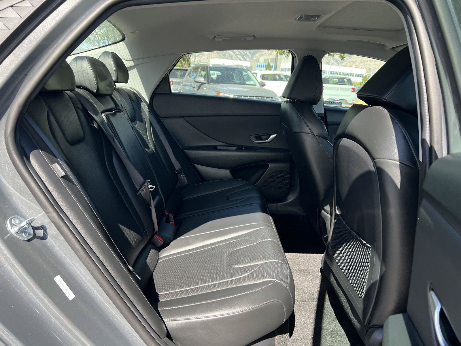 Certified 2026 Hyundai Elantra Limited FWD image 6