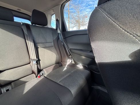 Used 2025 Nissan Rogue SV image 39