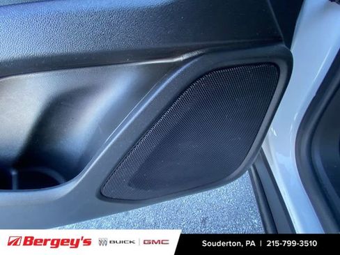 Certified 2024 GMC Terrain SLE w/ Driver Convenience Package image 27