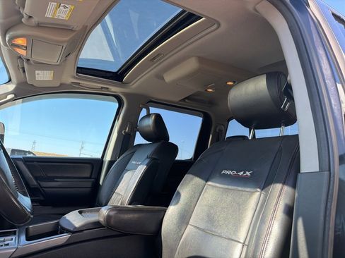 Used 2011 Nissan Titan PRO-4X w/ Pro-4x Technology Pkg image 9