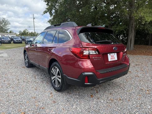Used 2018 Subaru Outback 2.5i Limited w/ Popular Package #2 image 24