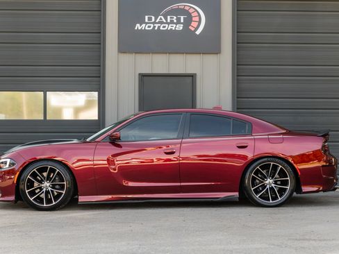 Used 2018 Dodge Charger R/T Scat Pack w/ Driver Confidence Group RWD image 4