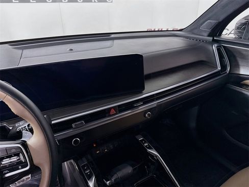 Used 2025 Kia Sorento SX Prestige w/ Olive Brown Leather Package image 25