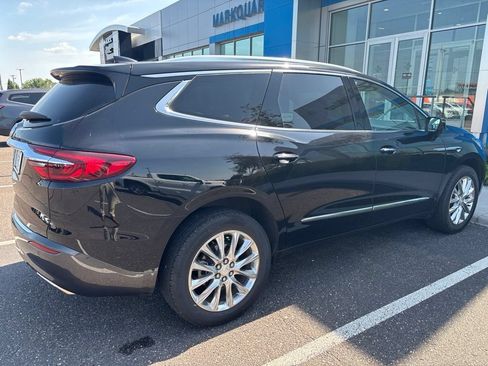 Certified 2020 Buick Enclave Premium w/ Sun and Sites Package AWD/4WD image 4