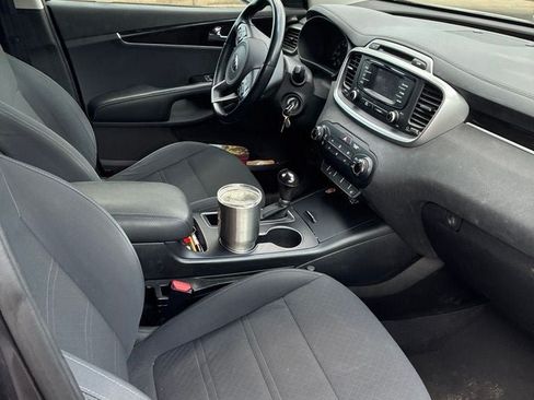 Used 2016 Kia Sorento FWD w/ LX Convenience Package image 20