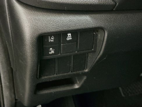 Used 2020 Honda CR-V LX image 17