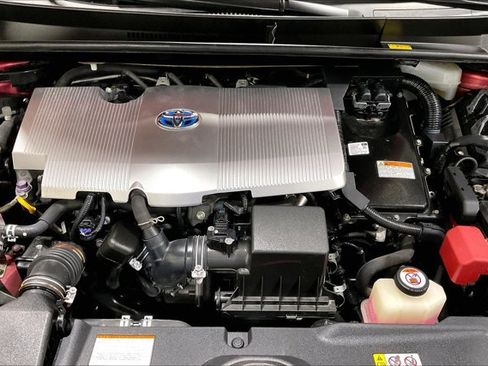 Used 2017 Toyota Prius Four w/ Advanced Technology Package FWD image 10