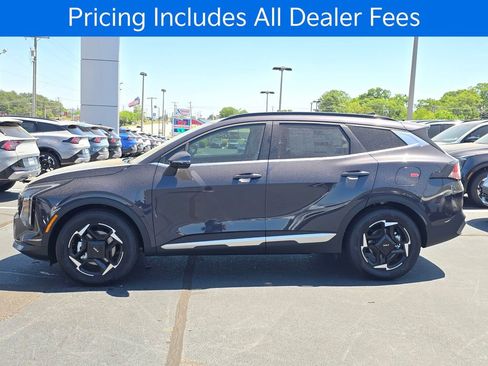 New 2026 Kia Sportage EX FWD image 6