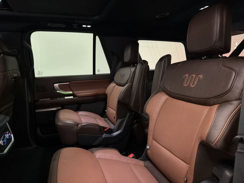 Used 2025 Ford Expedition King Ranch AWD/4WD image 27