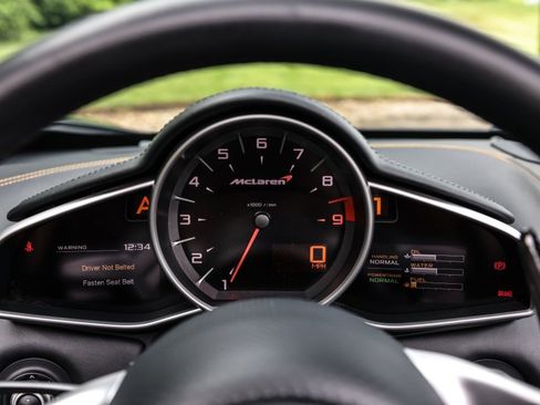 Used 2013 McLaren MP4-12C Spider image 23