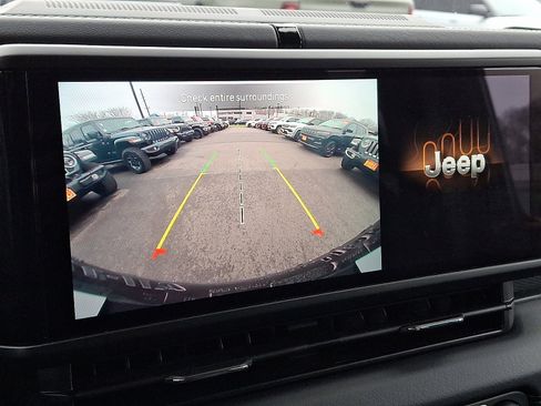 Certified 2025 Jeep Wrangler Unlimited Rubicon 4xe w/ Safety Group image 20