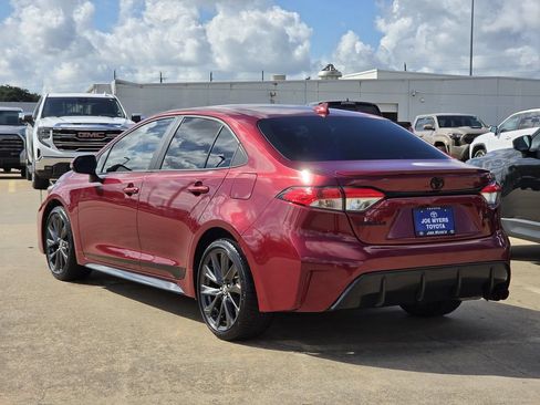 Used 2023 Toyota Corolla SE FWD image 7