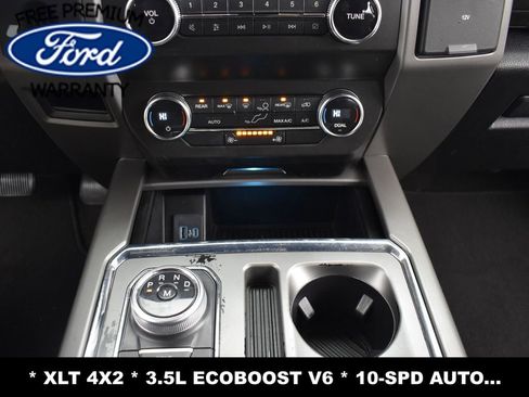 Used 2020 Ford Expedition XLT image 16
