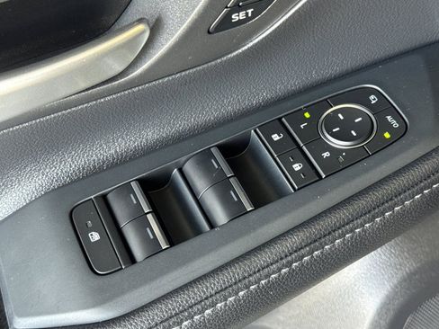 Used 2025 Toyota Grand Highlander AWD Hybrid image 11