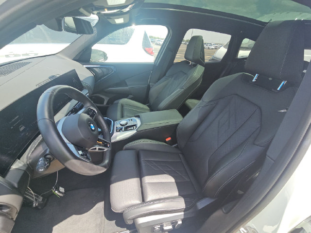 Used 2025 BMW X3 xDrive30i w/ Premium Package AWD/4WD image 5
