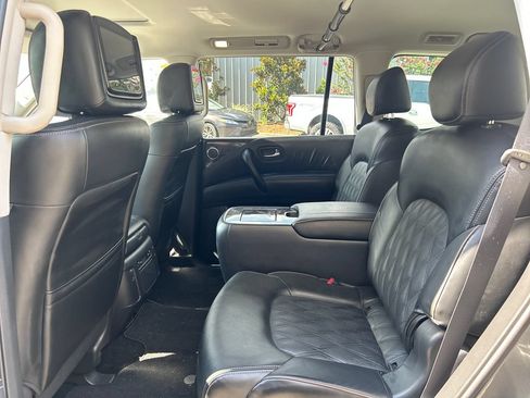 Used 2023 Nissan Armada Platinum w/ Captain's Chairs Package RWD image 14