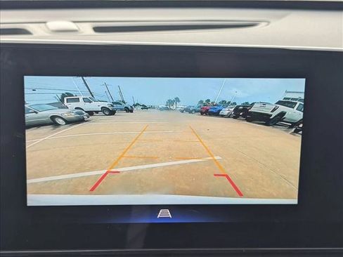 Used 2025 Chevrolet Trax LT FWD image 10